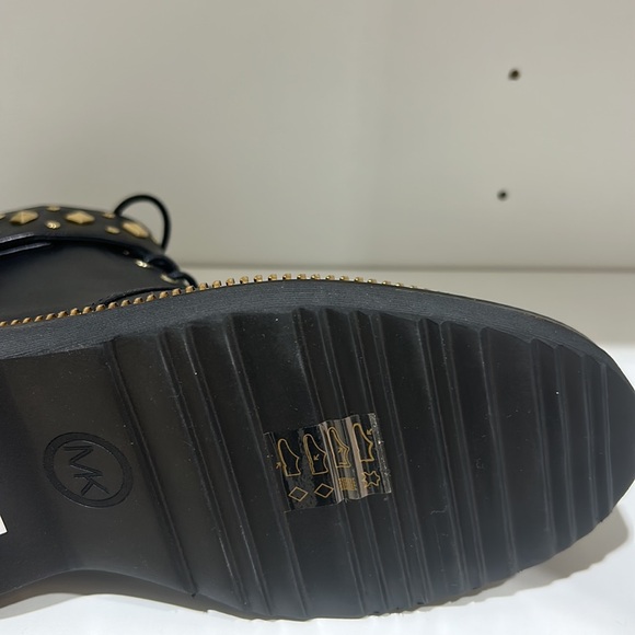 MICHAEL Michael Kors Haskell Studded Cuff Leather - Picture 10 of 11